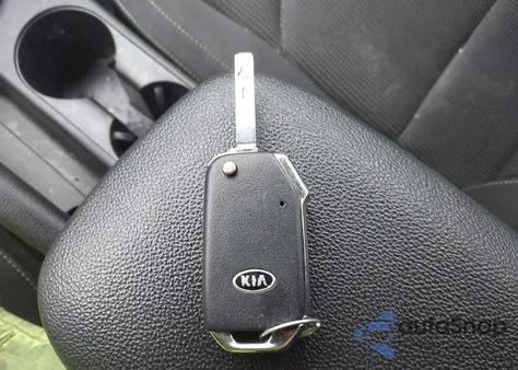 2020 Kia Forte Lxs z USA, uszkodzony, nr VIN 3KPF24AD3LE153884